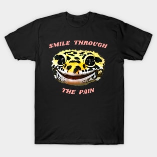 Leopard Gecko Smile Through the Pain Funny Pet Lizard Lover T-Shirt